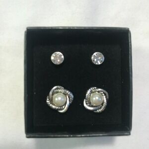 Avon 2012 Pearlesque and Rhinestone Interchangeable Earring Set
